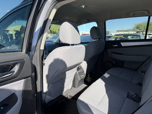 Used 2018 Subaru Outback 2.5i Premium image 27