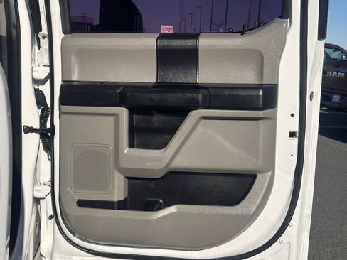 Used 2018 Ford F250 XL w/ Power Equipment Group image 23