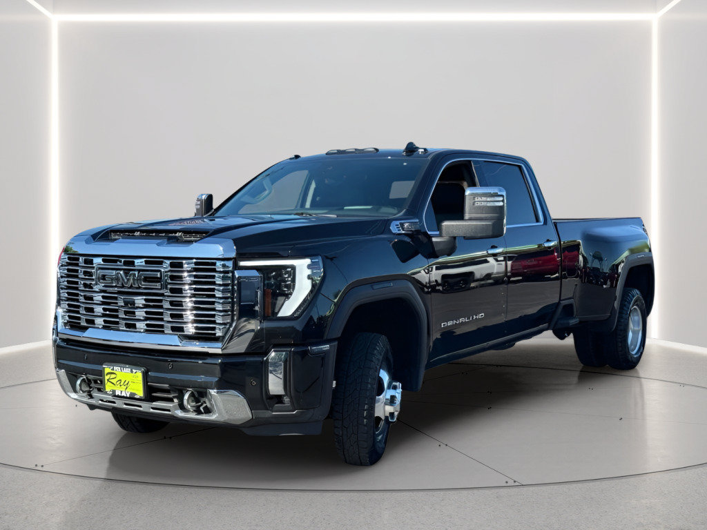 Certified 2024 GMC Sierra 3500 Denali w/ Denali Reserve Package AWD/4WD image 4