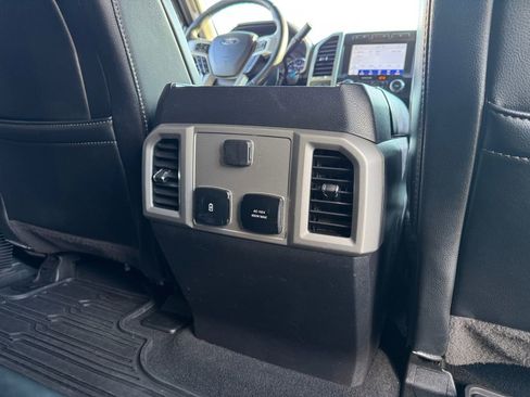 Used 2020 Ford F350 Lariat image 23