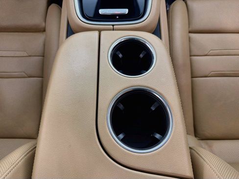 Used 2020 Porsche Panamera 4 AWD/4WD image 22