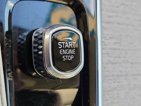 Certified 2023 Volvo XC90 B6 Plus w/ Protection Package Premier image 23