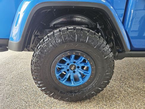 Used 2020 Jeep Gladiator Rubicon AWD/4WD image 33