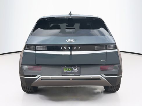 Used 2024 Hyundai Ioniq 5 SEL AWD/4WD image 7