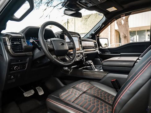 Used 2025 Ford F150 Lariat w/ Equipment Group 501A Mid image 2