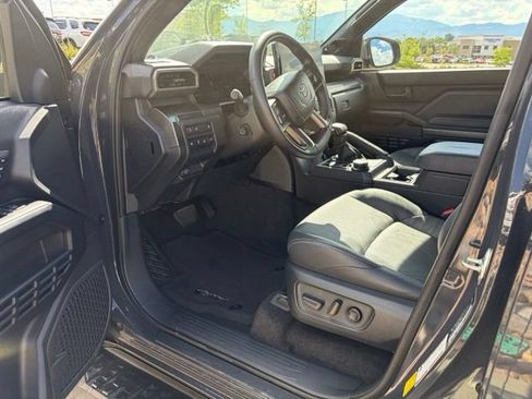 Used 2025 Toyota 4Runner TRD Off-Road Premium w/ Tow Technology Package AWD/4WD image 16