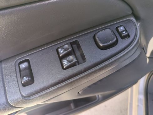 Used 2005 Chevrolet Silverado 1500 LS w/ Light Duty Power Package RWD image 14