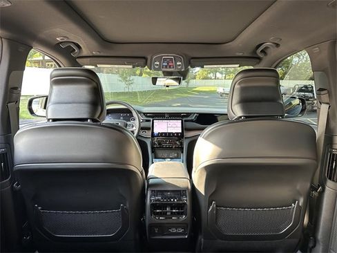 Used 2025 Jeep Grand Cherokee Summit w/ Adv Protech Group IV image 11