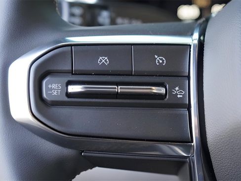 New 2026 GMC Canyon Denali image 15