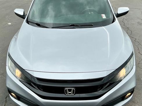 Used 2019 Honda Civic Sport image 11