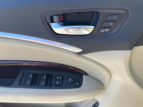 Used 2019 Acura MDX SH-AWD image 29