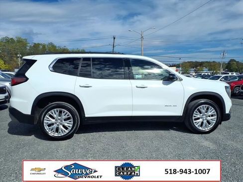 Used 2024 GMC Acadia Elevation image 8