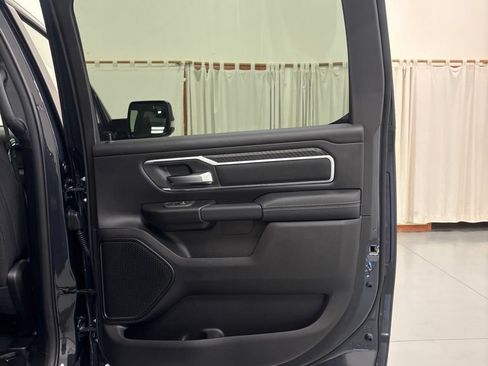 New 2026 RAM 1500 4x4 Crew Cab image 31