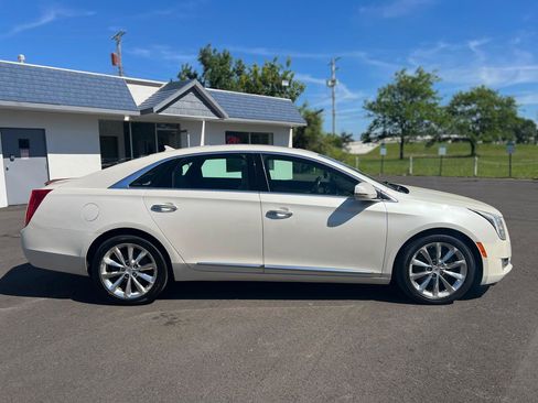 Used 2014 Cadillac XTS Luxury AWD/4WD image 6