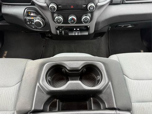 Used 2022 RAM 1500 Big Horn AWD/4WD image 27