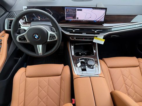 Used 2026 BMW X5 xDrive40i w/ M Sport Package AWD/4WD image 22