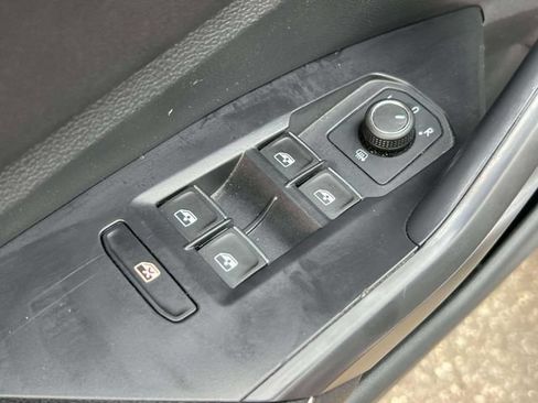 Used 2025 Volkswagen Jetta Sport FWD image 24