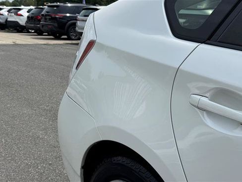Used 2011 Toyota Prius Three w/ Solar Roof Pkg FWD image 23