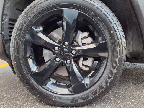 Used 2025 Jeep Grand Cherokee L Altitude AWD/4WD image 34