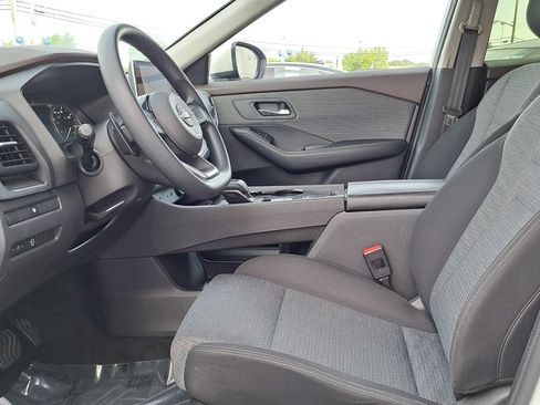 Used 2023 Nissan Rogue SV FWD image 14