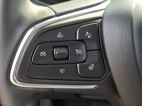 Used 2025 Buick Envista Preferred FWD image 23