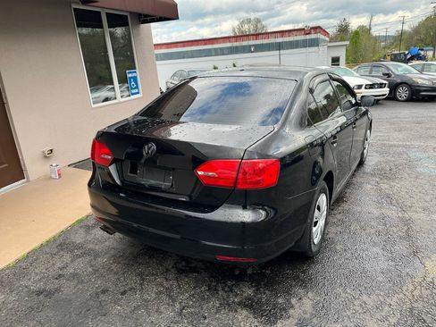 Used 2014 Volkswagen Jetta S image 6