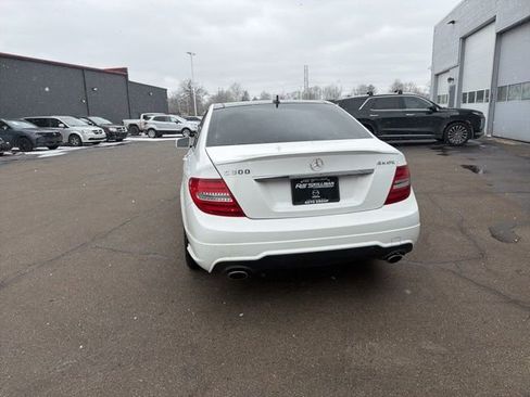 Used 2014 Mercedes-Benz C 300 4MATIC Sedan image 11