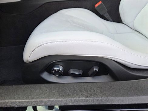 Used 2024 Chevrolet Corvette Stingray Preferred Cpe w/ Z51 Performance Package image 23