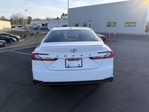 New 2026 Toyota Camry SE image 6