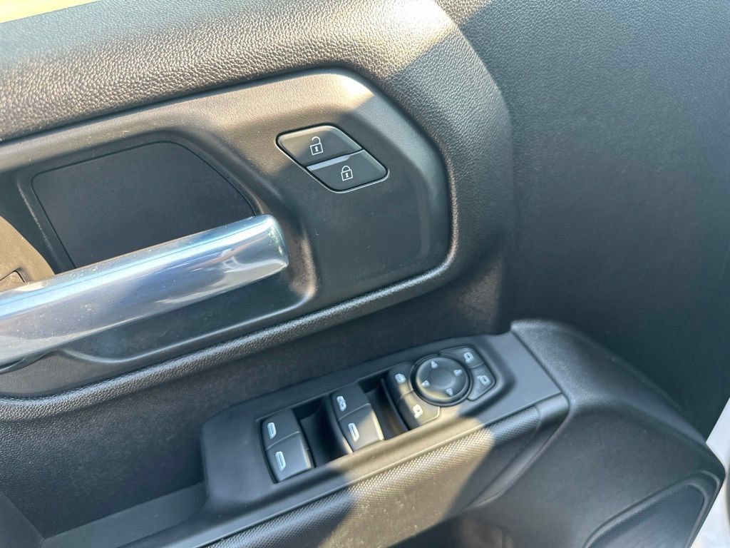Certified 2024 Chevrolet Silverado 2500 Custom w/ Custom Value Package AWD/4WD image 17
