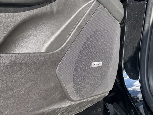 Certified 2025 Cadillac XT5 Premium Luxury image 13