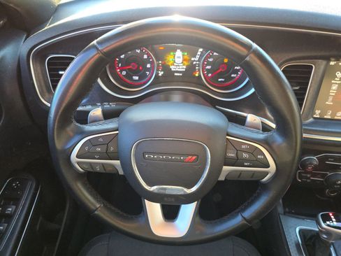 Used 2016 Dodge Charger R/T RWD image 13