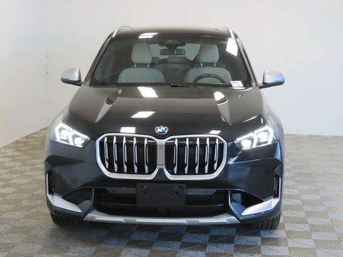 Used 2024 BMW X1 xDrive28i AWD/4WD image 2