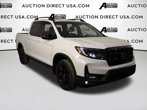 Used 2025 Honda Ridgeline Black Edition image 40
