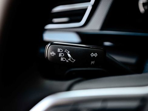 New 2025 Volkswagen Atlas Cross Sport SEL Premium R-Line image 27