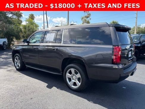 Used 2018 Chevrolet Suburban LT AWD/4WD image 4