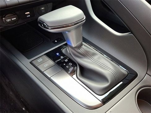 New 2026 Hyundai Elantra Sport image 6