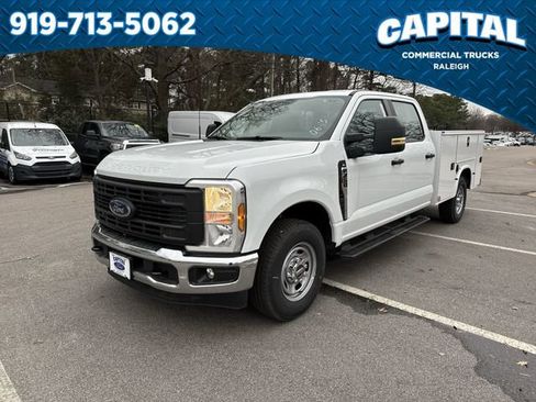 New 2026 Ford F250 XL w/ XL Chrome Package image 1