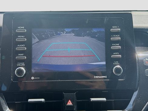 Used 2021 Toyota Camry SE FWD image 13