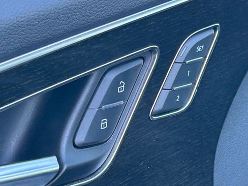 Used 2023 Audi Q7 3.0T Premium Plus w/ Premium Plus Package image 74