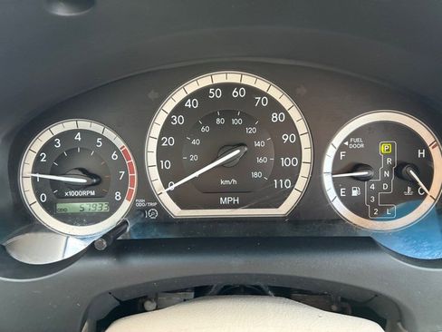 Used 2005 Toyota Sienna CE image 9