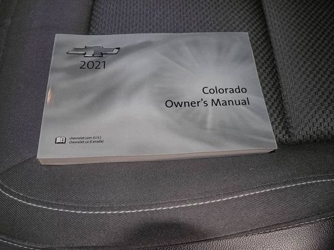 Certified 2021 Chevrolet Colorado LT w/ LT Convenience Package AWD/4WD image 38