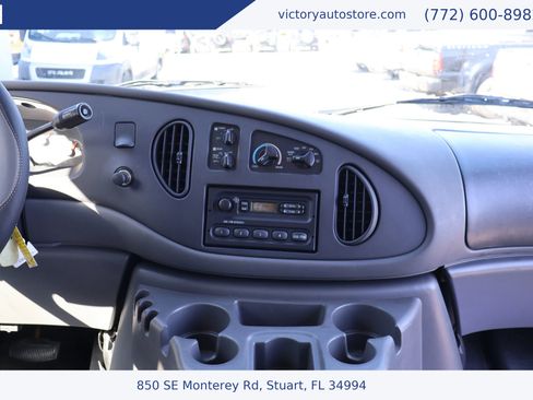 Used 2003 Ford E-350 and Econoline 350 XL image 17