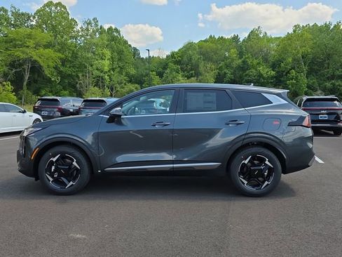 New 2026 Kia Sportage EX FWD image 2