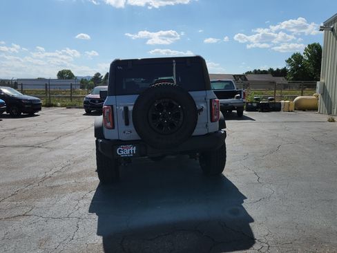 New 2026 Ford Bronco Outer Banks w/ Sasquatch Package AWD/4WD image 8