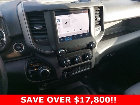 Used 2024 RAM 2500 Tradesman w/ Chrome Appearance Group image 20