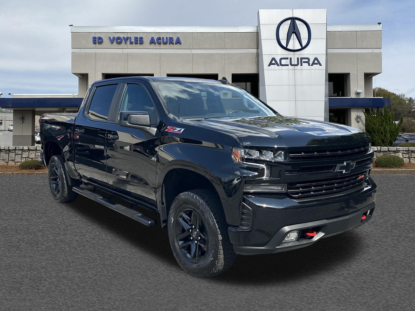 Used 2021 Chevrolet Silverado 1500 LT Trail Boss AWD/4WD image 3