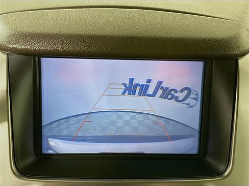 Used 2018 Chevrolet Tahoe LT image 17