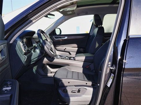 New 2026 Volkswagen Atlas SEL AWD/4WD image 12