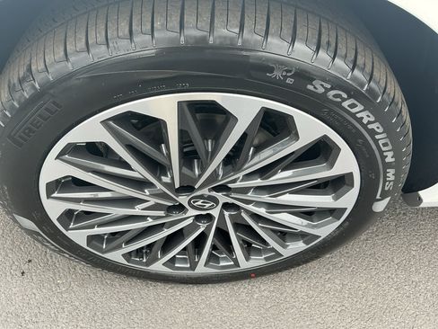 New 2026 Hyundai Palisade Calligraphy image 9